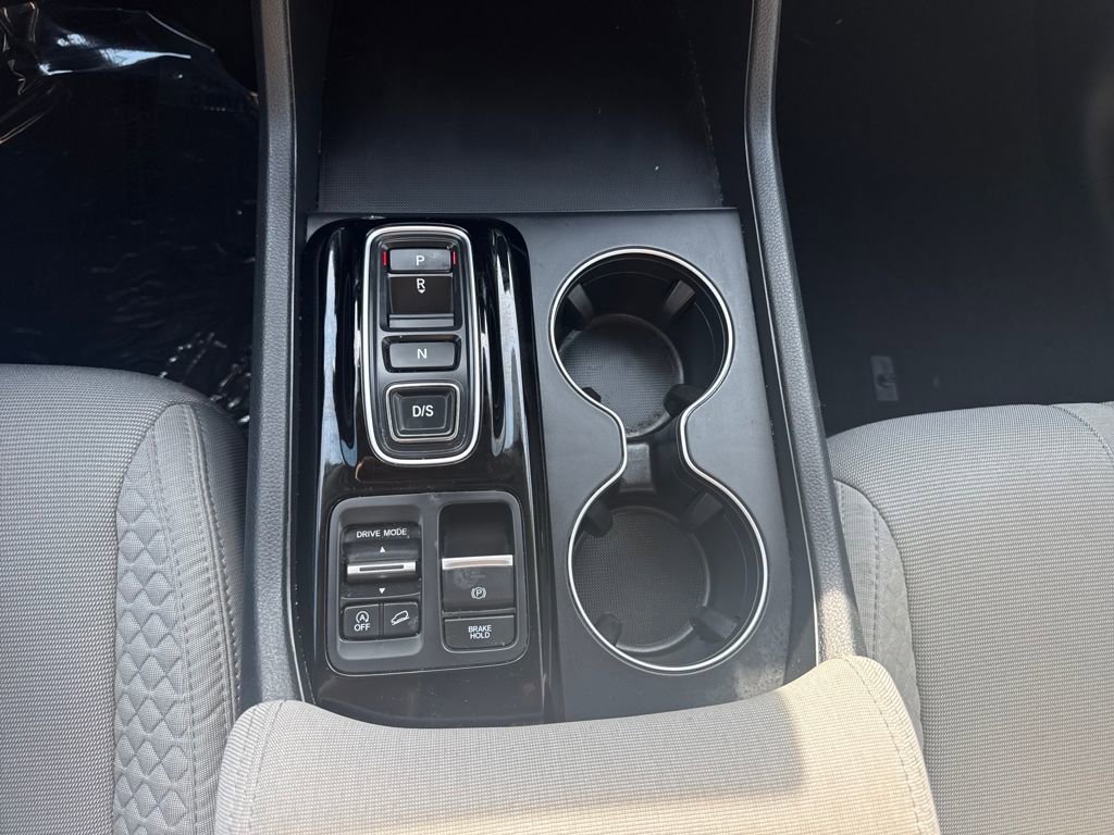 Used 2023 Honda Pilot LX image 21