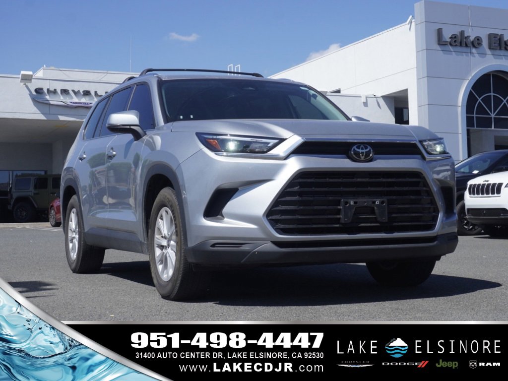 Used 2024 Toyota Grand Highlander XLE image 1