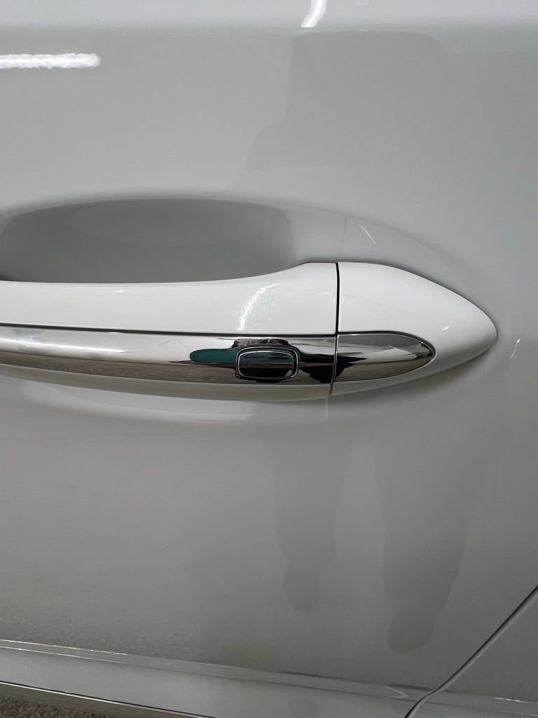 Used 2021 Buick Enclave Essence image 28