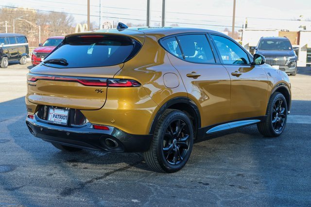 Used 2024 Dodge Hornet R/T w/ R/T Blacktop Package image 3