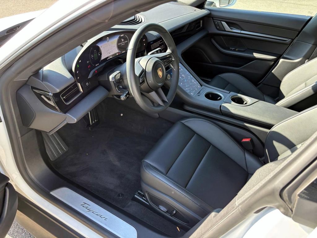 Certified 2025 Porsche Taycan image 19