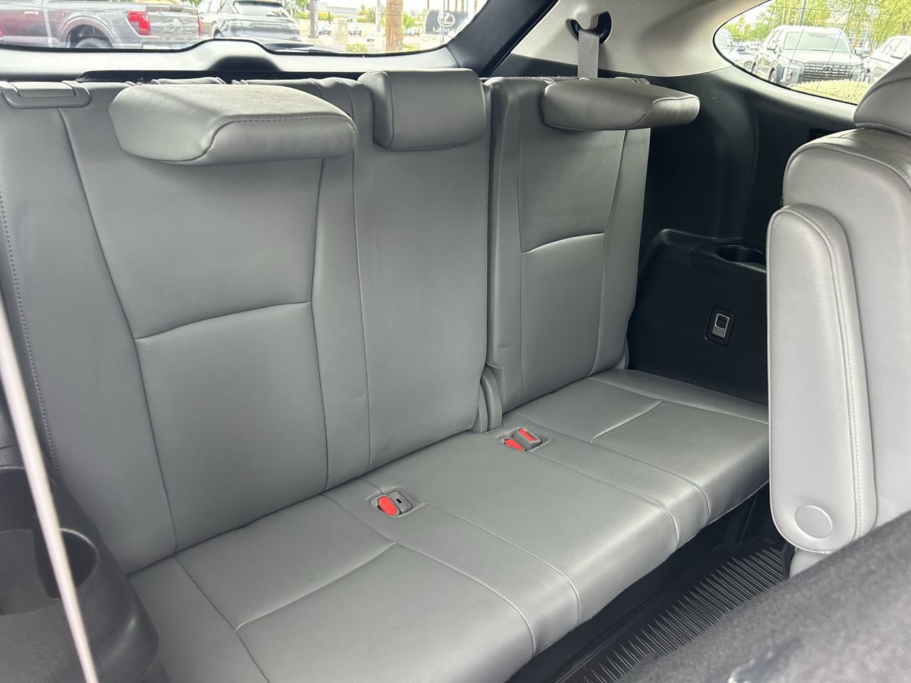 Used 2023 Toyota Highlander Platinum FWD image 16
