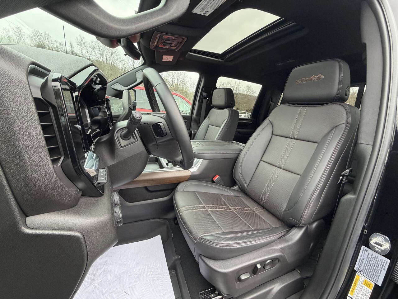 Used 2024 Chevrolet Silverado 3500 High Country w/ High Country Premium Package image 39