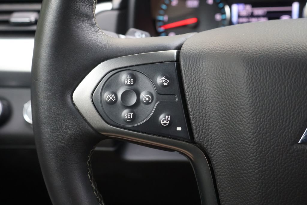 Used 2018 Chevrolet Tahoe Premier AWD/4WD image 31