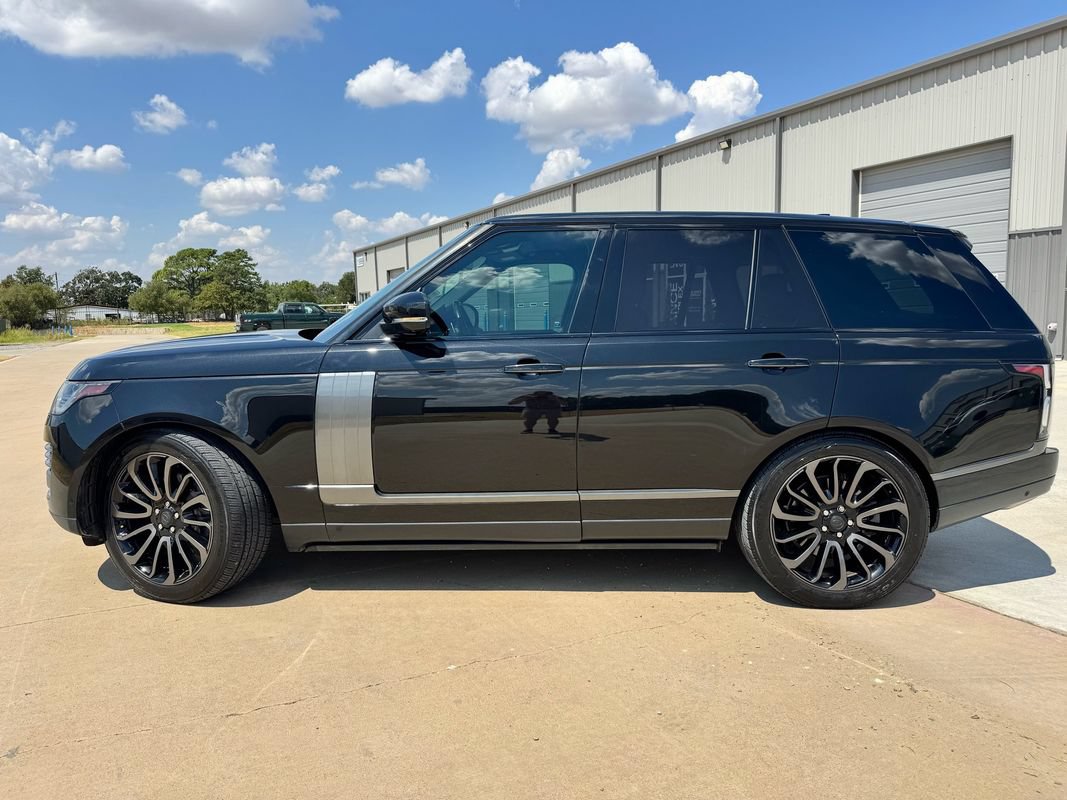 Used 2018 Land Rover Range Rover Autobiography AWD/4WD image 3