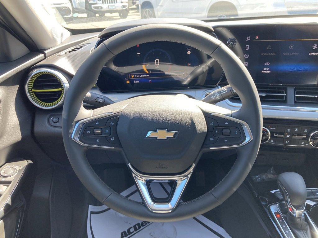 New 2025 Chevrolet Trax LT w/ Driver Confidence Package image 12