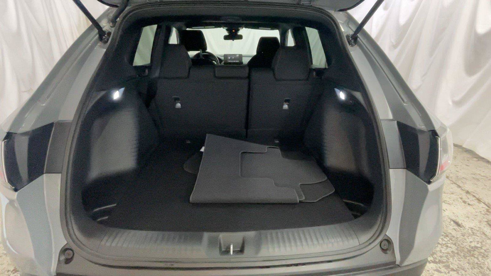 Certified 2025 Honda HR-V Sport image 23