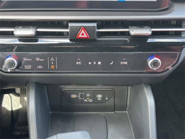 New 2026 Kia Sportage SX image 18