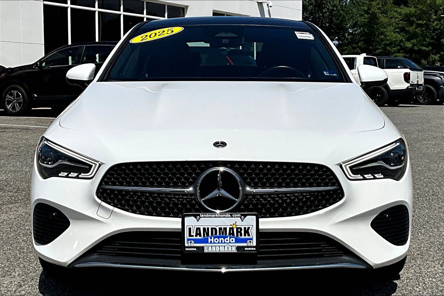 Used 2025 Mercedes-Benz CLA 250 4MATIC image 3