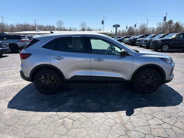 Used 2024 Ford Escape Active image 7