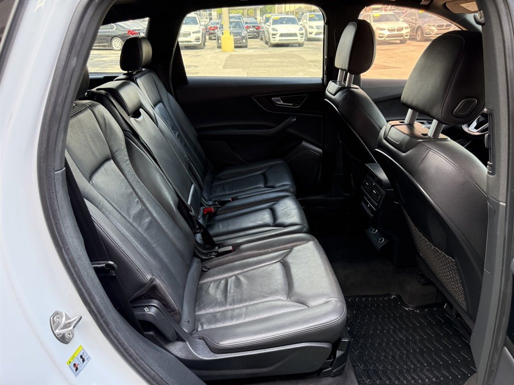 Used 2017 Audi Q7 2.0T Premium AWD/4WD image 18