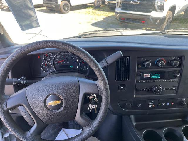 New 2024 Chevrolet Express 3500 w/ Power Convenience Package image 15