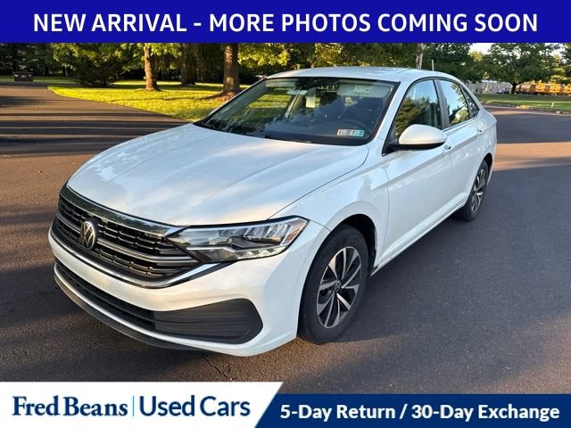 Used 2024 Volkswagen Jetta S FWD image 3