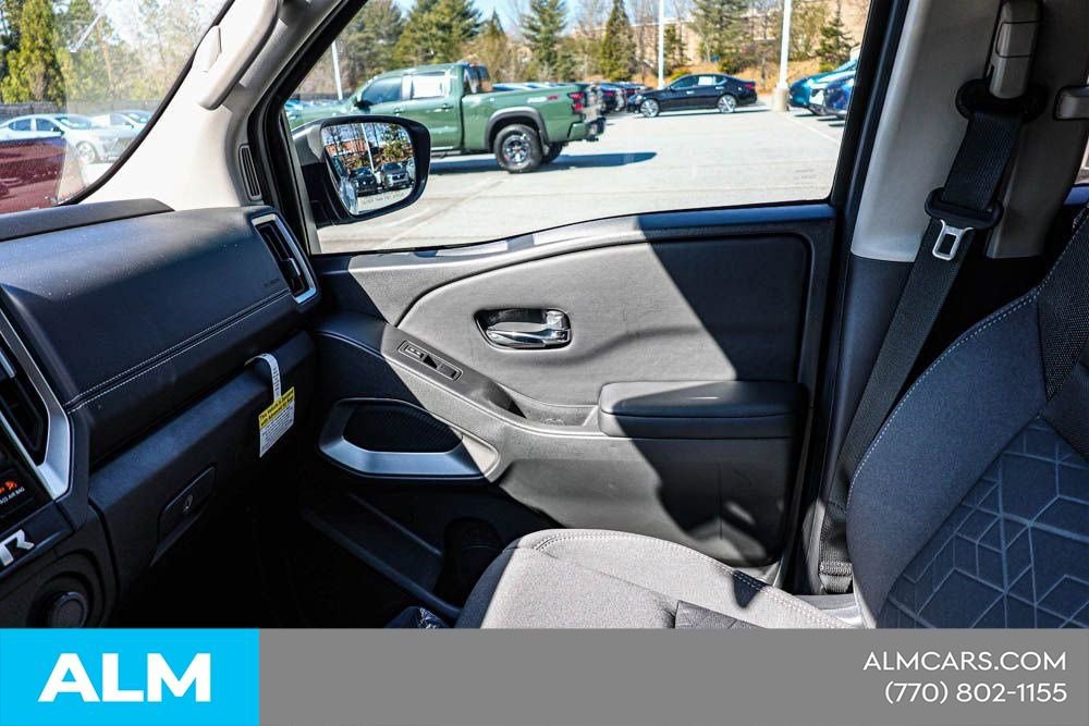 Certified 2025 Nissan Frontier SV w/ SV Convenience Package RWD image 44