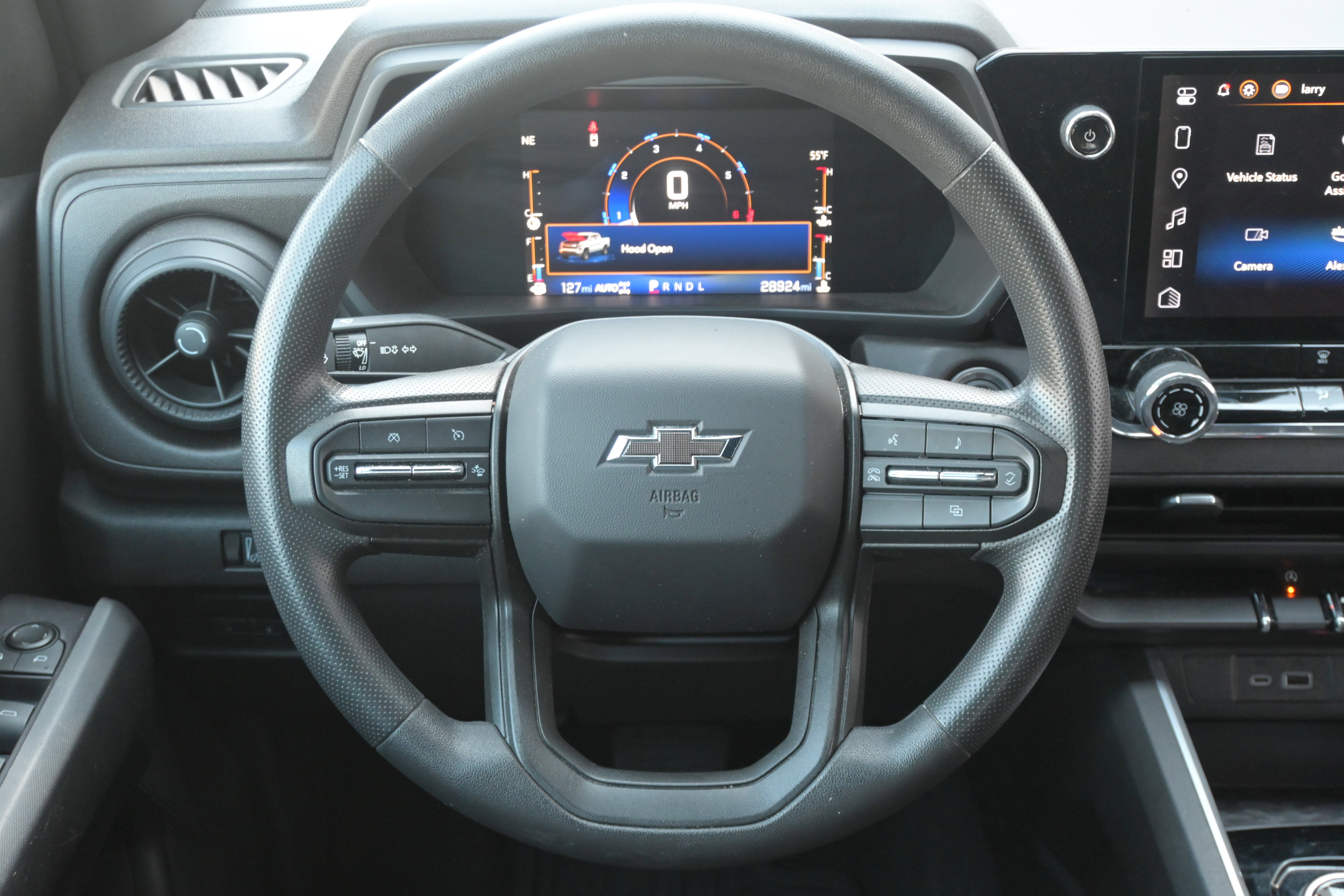 Used 2023 Chevrolet Colorado Trail Boss w/ Technology Package AWD/4WD image 17