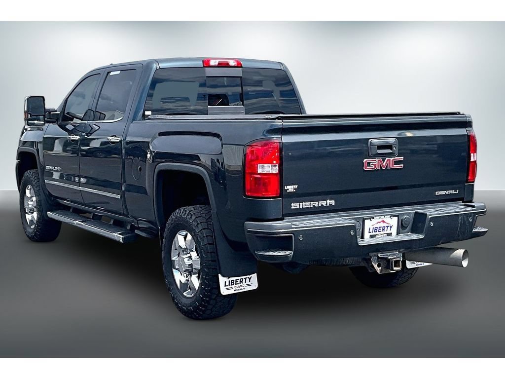 Used 2018 GMC Sierra 3500 Denali w/ Duramax Plus Package AWD/4WD image 4