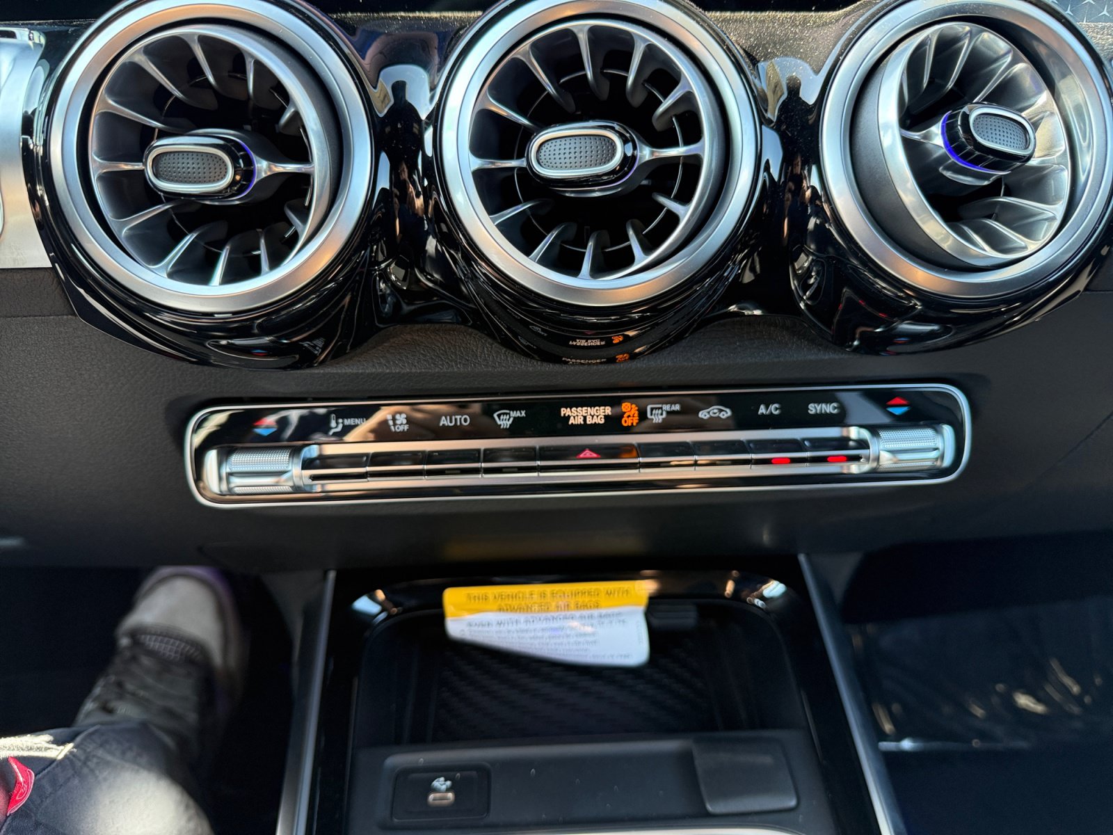 New 2026 Mercedes-Benz GLB 250 4MATIC image 31