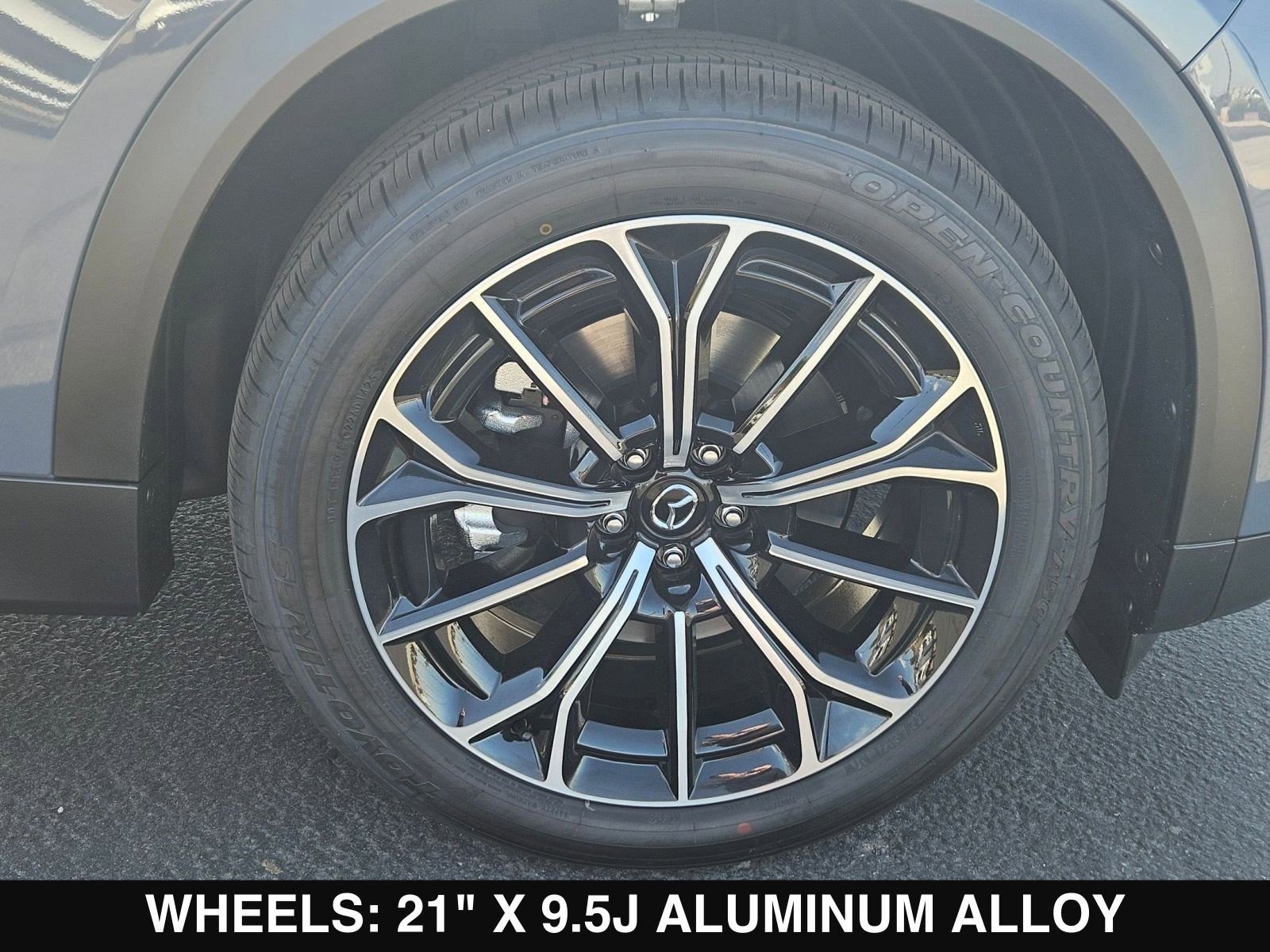 New 2025 MAZDA CX-70 Plug-In Hybrid w/ Premium Plus image 10