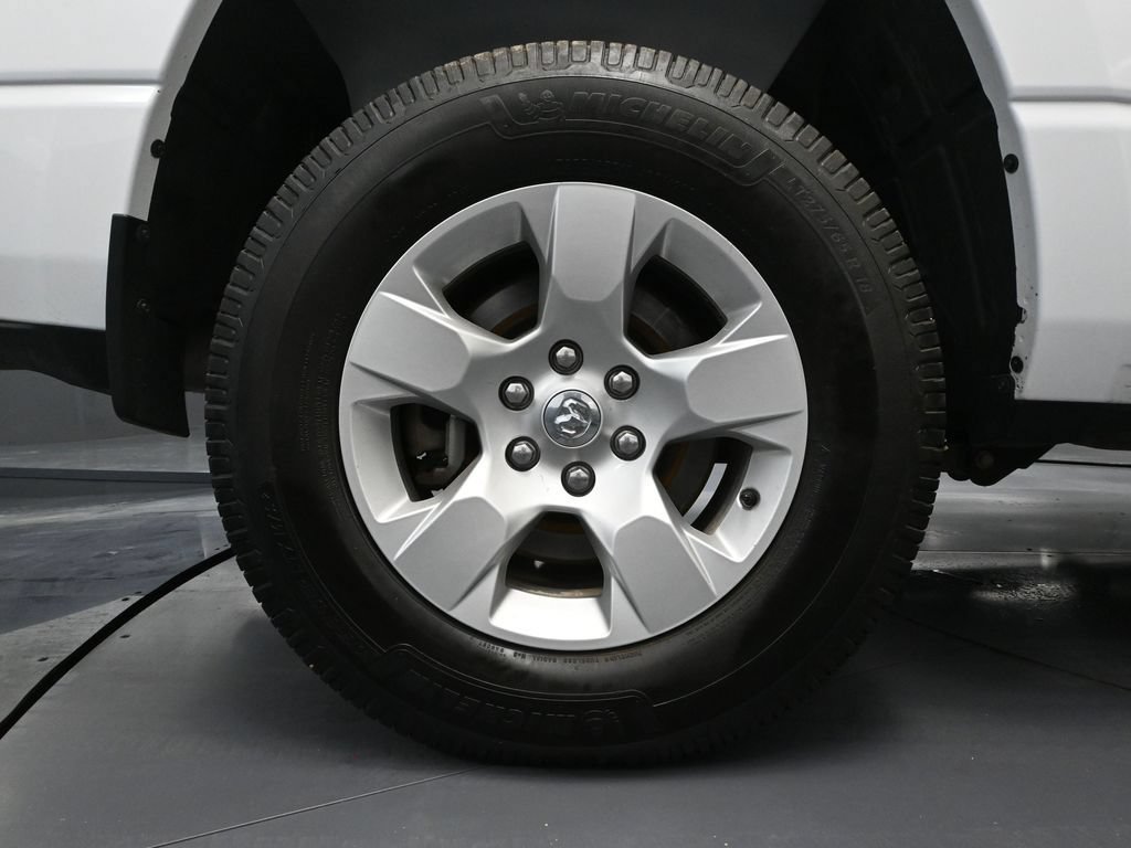 Used 2022 RAM 1500 Big Horn AWD/4WD image 17