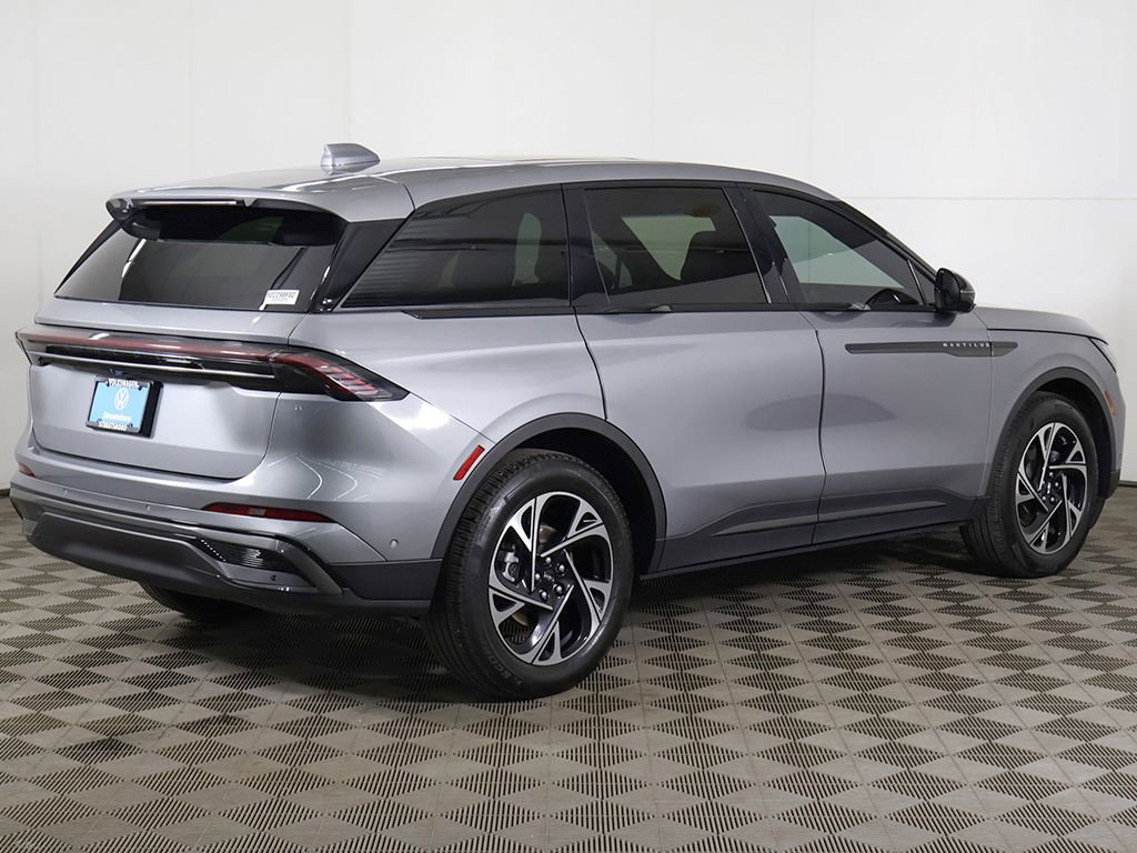 Used 2024 Lincoln Nautilus Premier w/ Equipment Group 102A AWD/4WD image 13