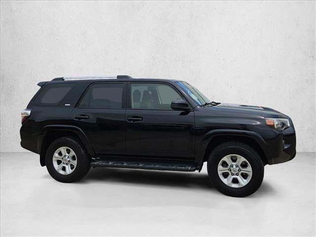 Used 2024 Toyota 4Runner SR5 AWD/4WD image 4