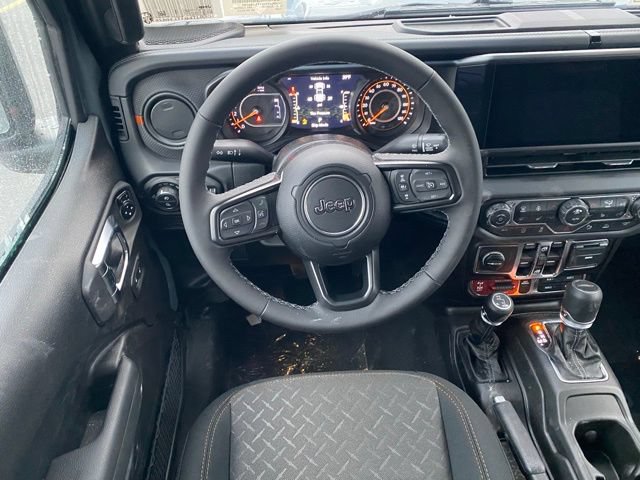 New 2026 Jeep Gladiator Mojave w/ Safety Group AWD/4WD image 34