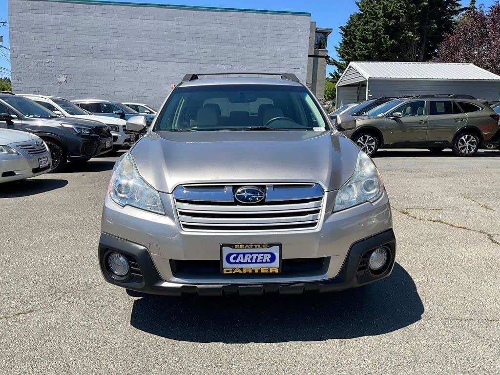 Used 2014 Subaru Outback 2.5i Premium AWD/4WD image 3