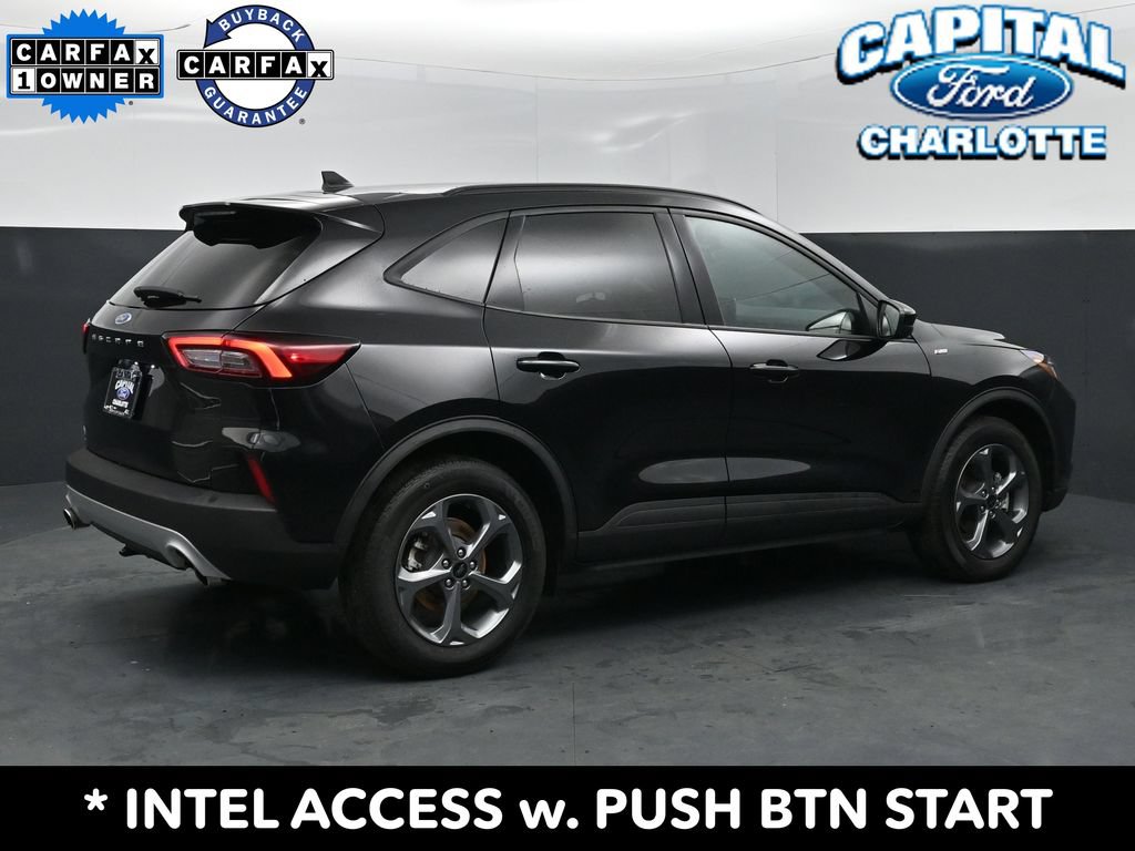 Used 2025 Ford Escape ST-Line Select AWD/4WD image 7