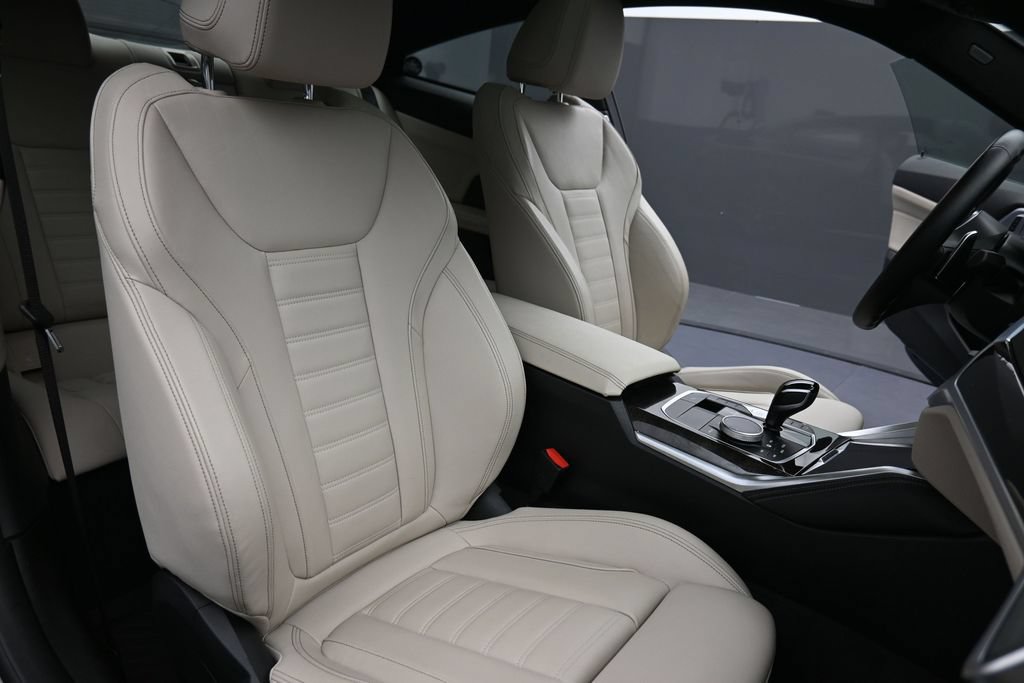 Used 2023 BMW 430i xDrive Coupe w/ M Sport Package AWD/4WD image 20
