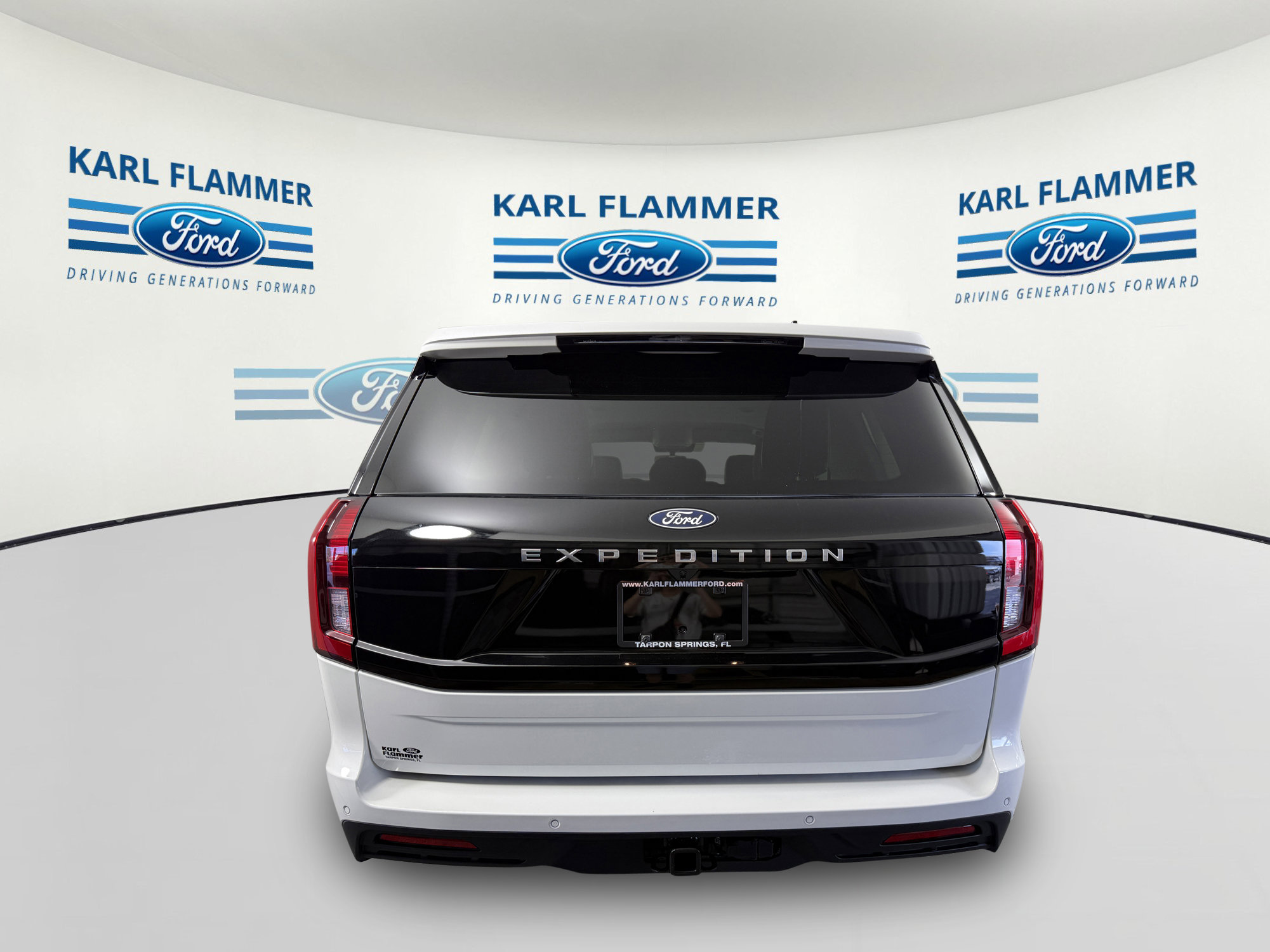 New 2027 Ford Expedition Active RWD image 4