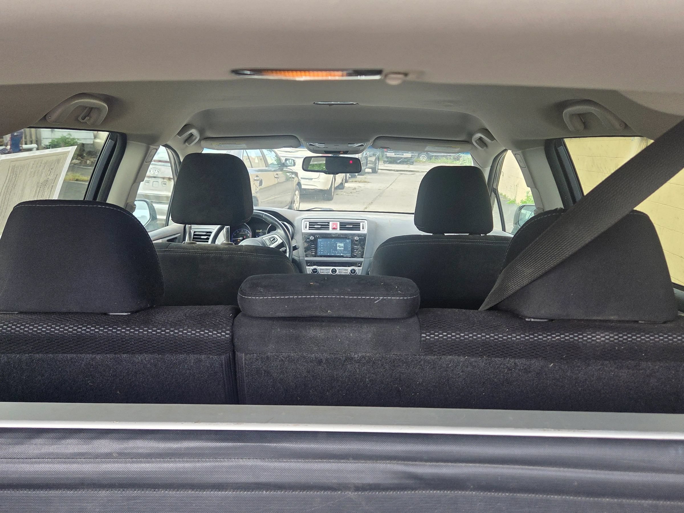 Used 2015 Subaru Outback 2.5i Premium AWD/4WD image 4