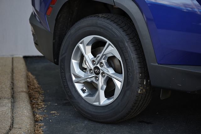 Used 2023 Hyundai Tucson SE image 6