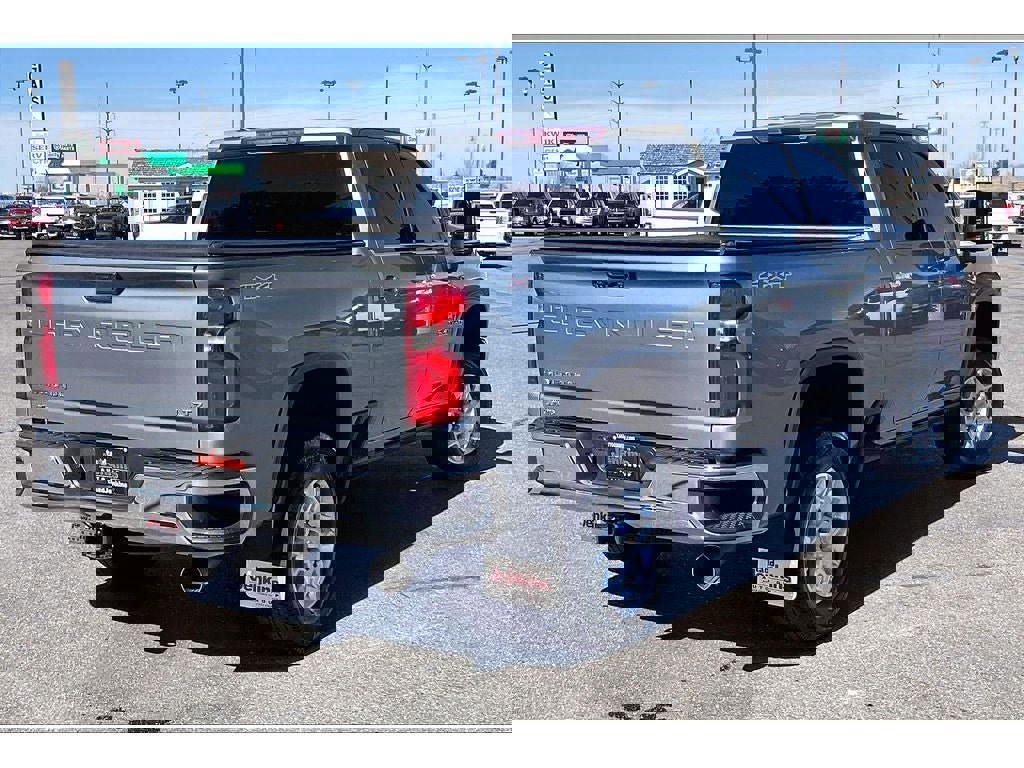 Used 2024 Chevrolet Silverado 3500 LTZ image 15