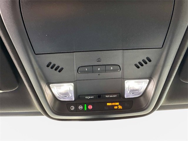 New 2026 Cadillac XT5 Luxury image 19