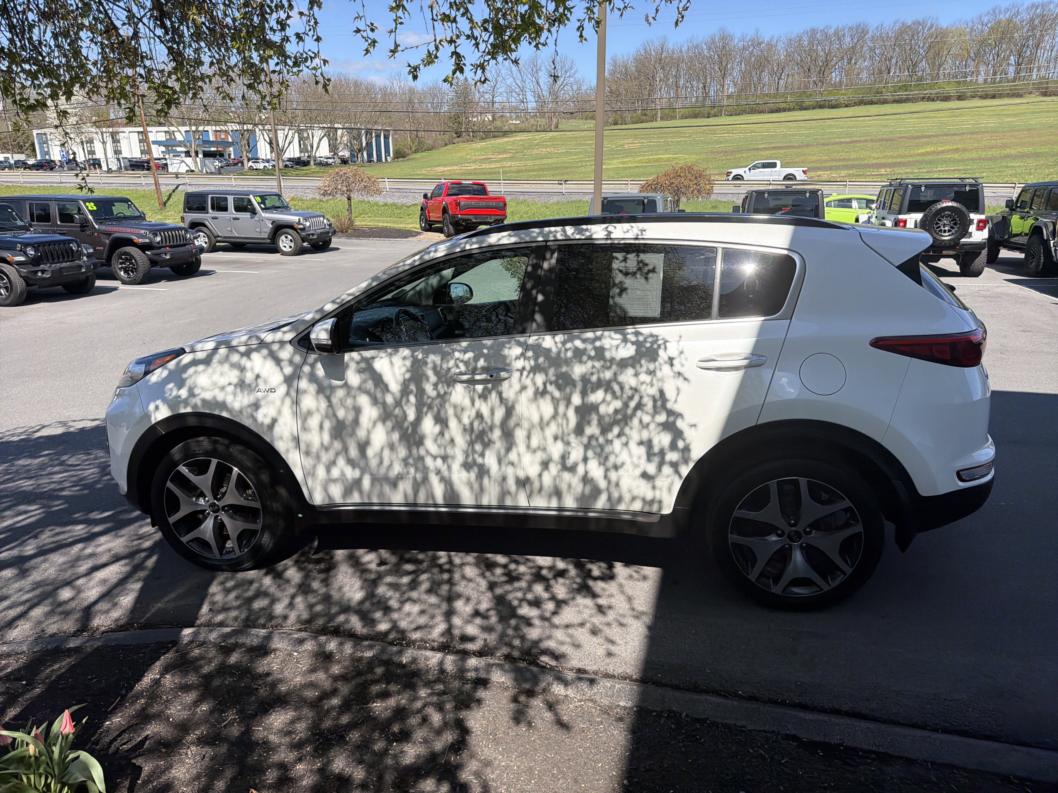 Used 2018 Kia Sportage SX image 9