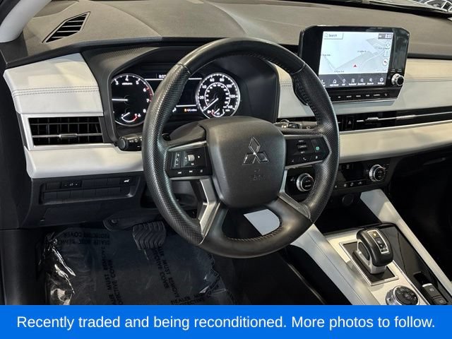 Used 2022 Mitsubishi Outlander SEL FWD image 14