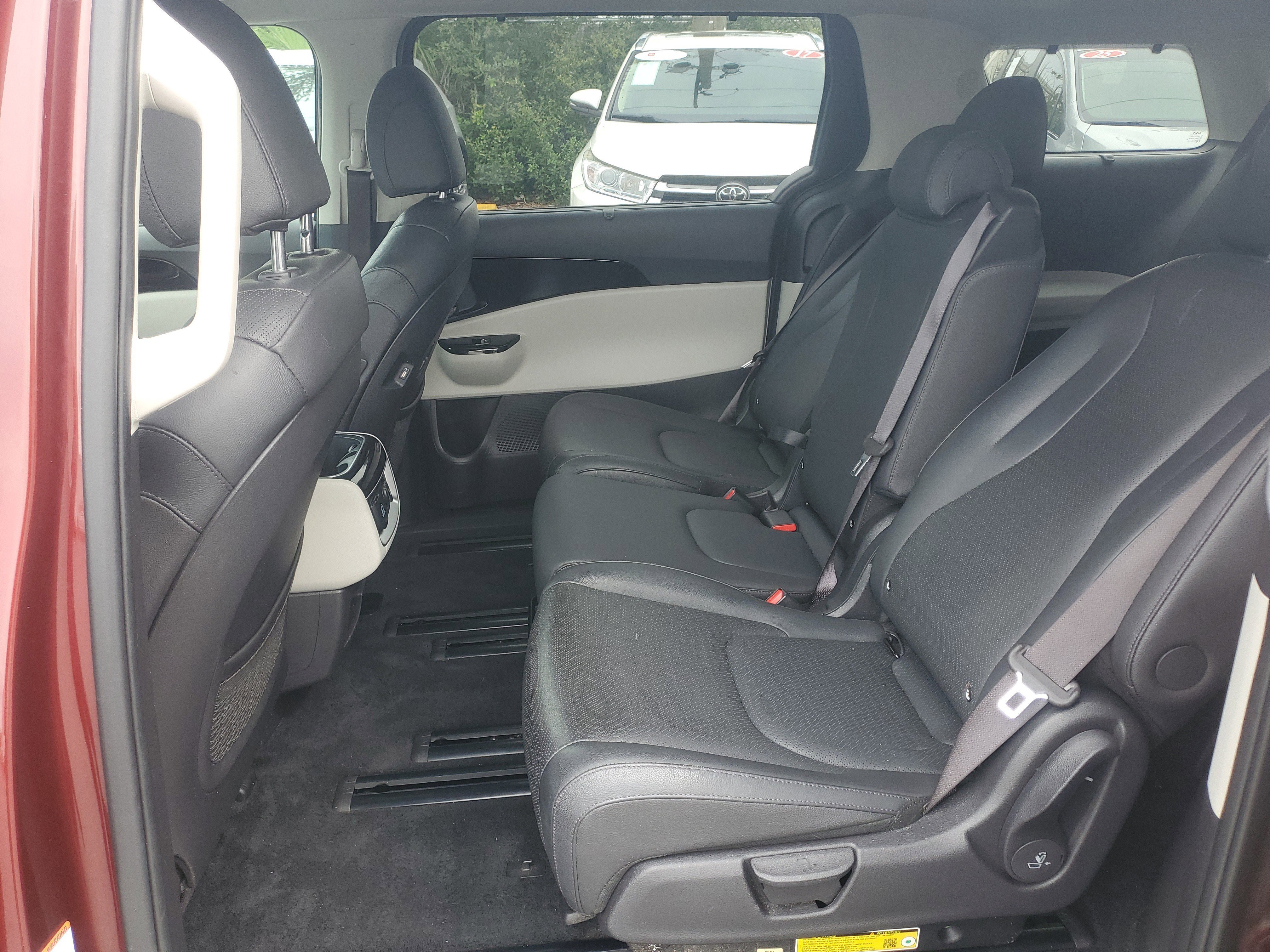 Used 2024 Kia Carnival SX Prestige FWD image 13