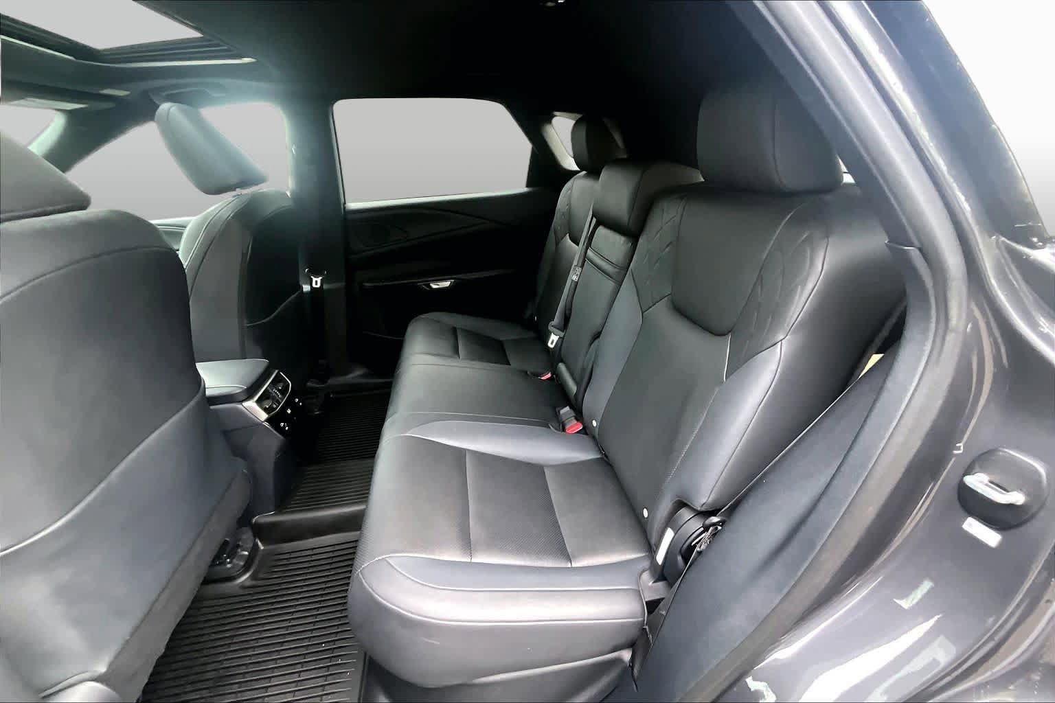 Used 2024 Lexus RX 350 Premium w/ Accessory Package (Z1) AWD/4WD image 20
