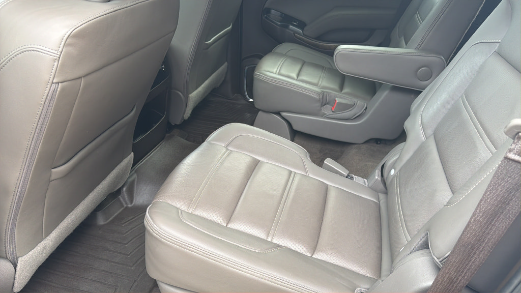 Used 2018 GMC Yukon Denali RWD image 25