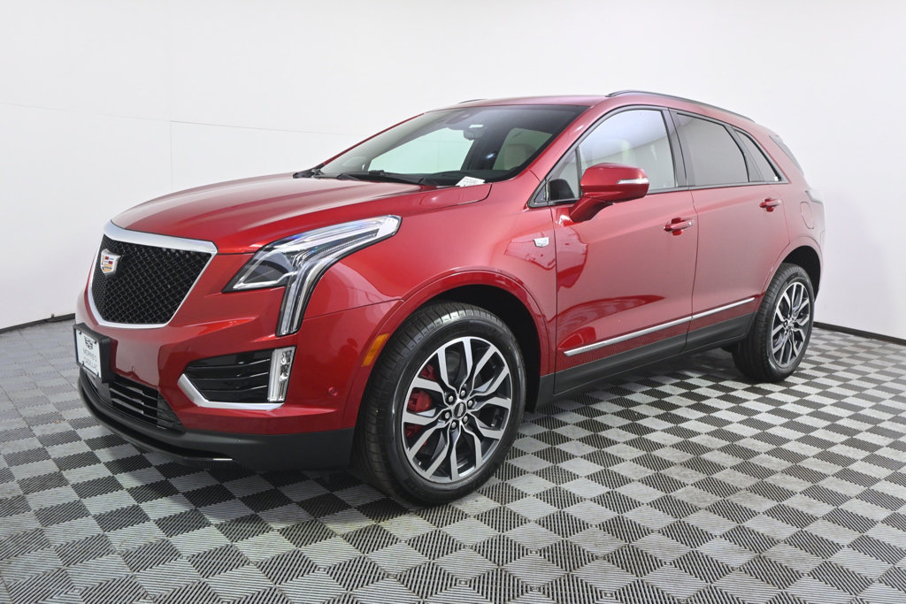 New 2026 Cadillac XT5 Sportv w/ LPO, Floor Liner Package AWD/4WD image 2