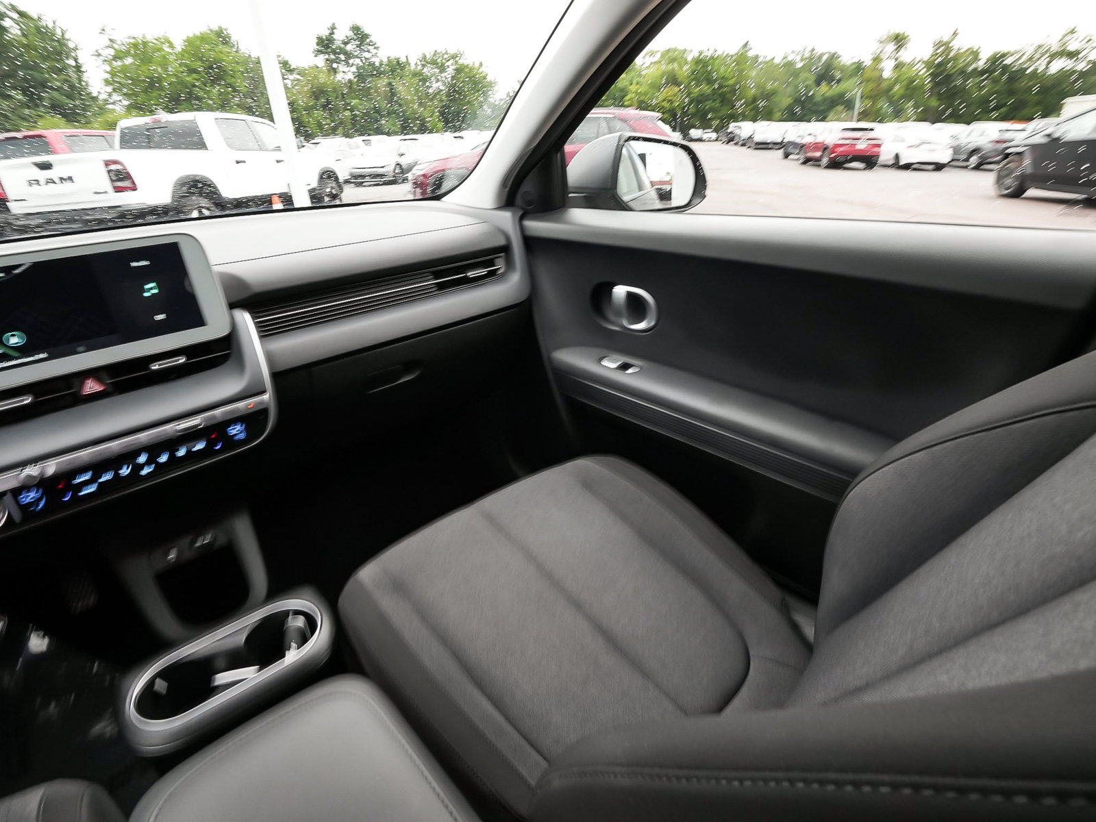 Used 2024 Hyundai Ioniq 5 SEL AWD/4WD image 48