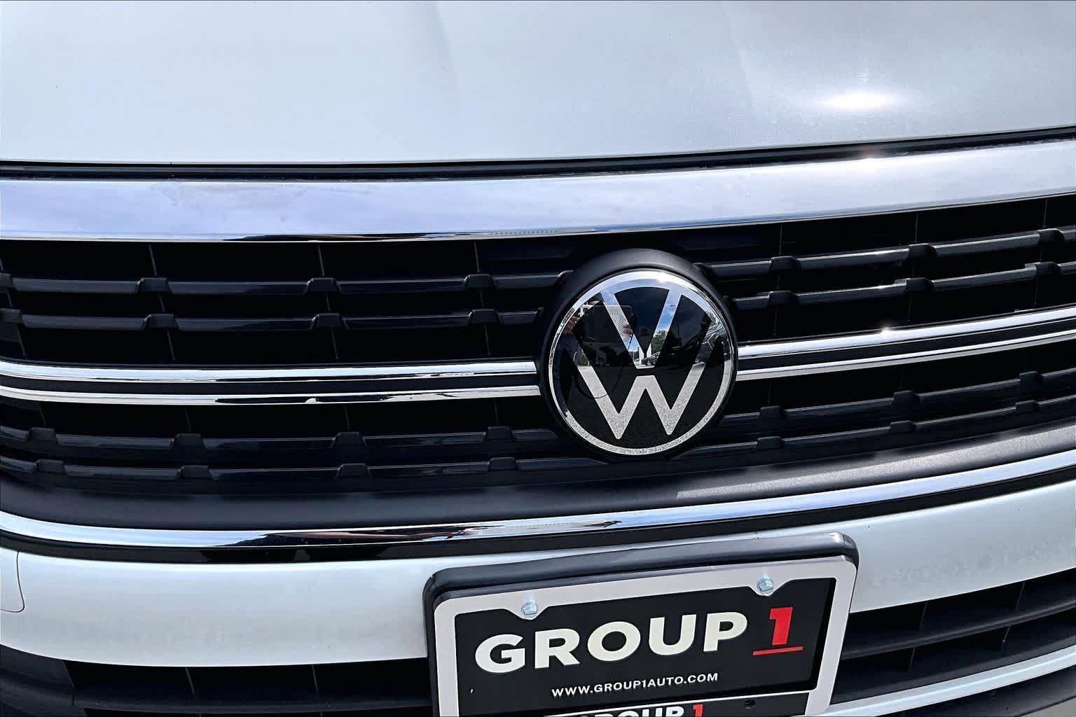 Used 2023 Volkswagen Jetta SE FWD image 30