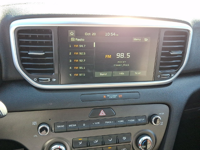Used 2020 Kia Sportage S FWD image 3