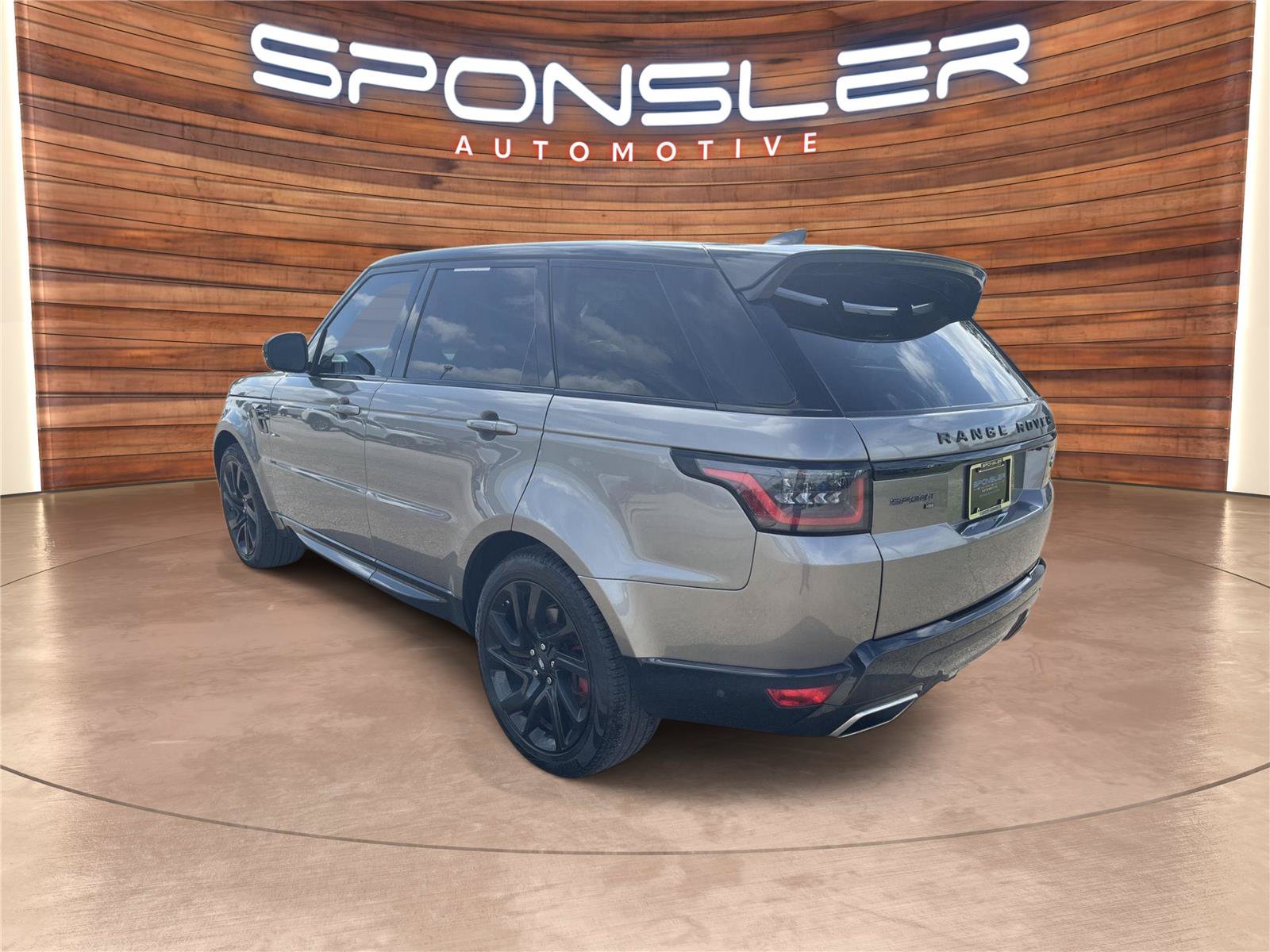 Used 2020 Land Rover Range Rover Sport HSE AWD/4WD image 3