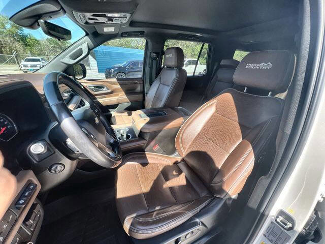 Used 2021 Chevrolet Tahoe High Country w/ Premium Package image 18