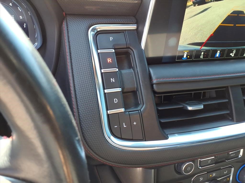 Certified 2022 Chevrolet Suburban RST w/ Sport Performance Package image 25