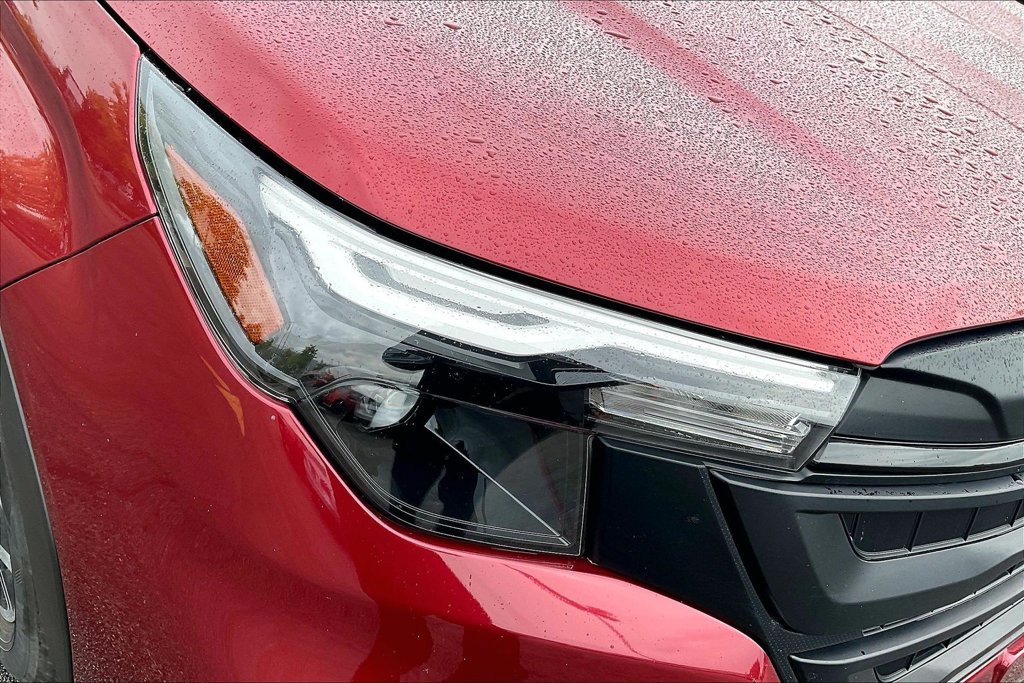 Certified 2025 Subaru Forester AWD/4WD image 34