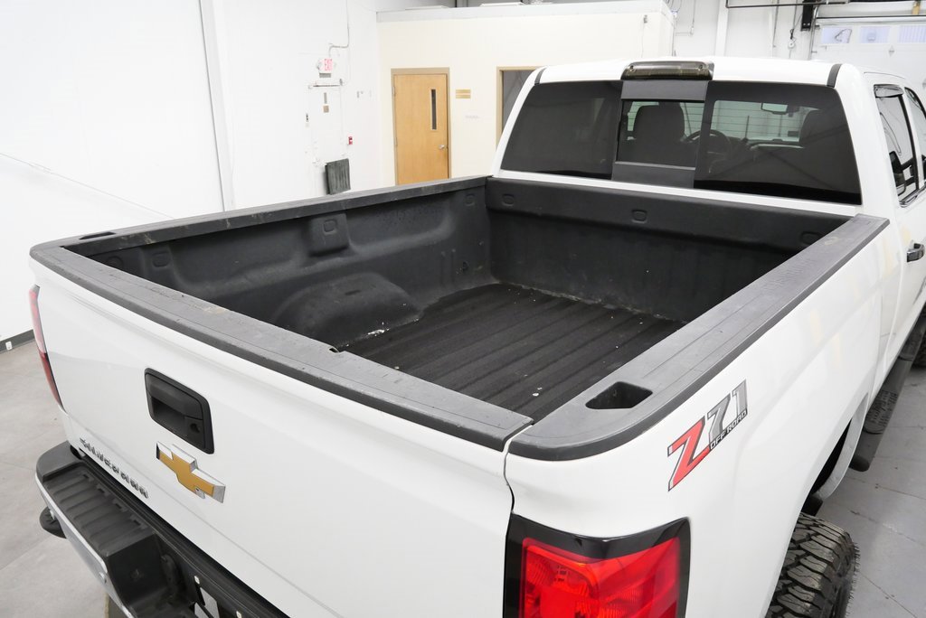Used 2018 Chevrolet Silverado 2500 LTZ w/ Duramax Plus Package image 38