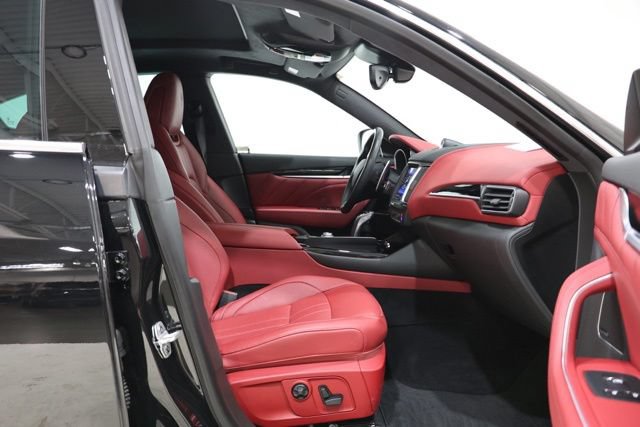 Used 2020 Maserati Levante S GranSport AWD/4WD image 39