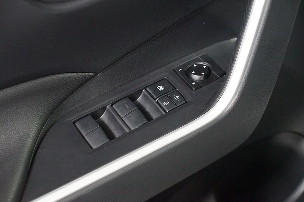 Certified 2023 Toyota RAV4 LE AWD/4WD image 29